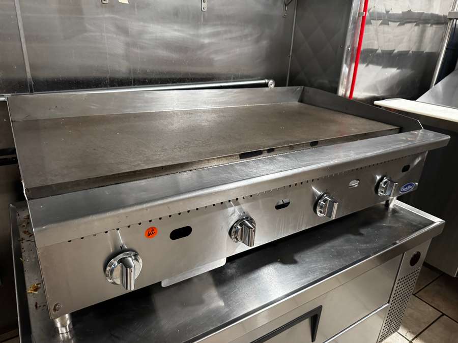 Vaughn Auction of Beavers Teeth Restaurant/Bar, Equipment and Real Estate Liquidation